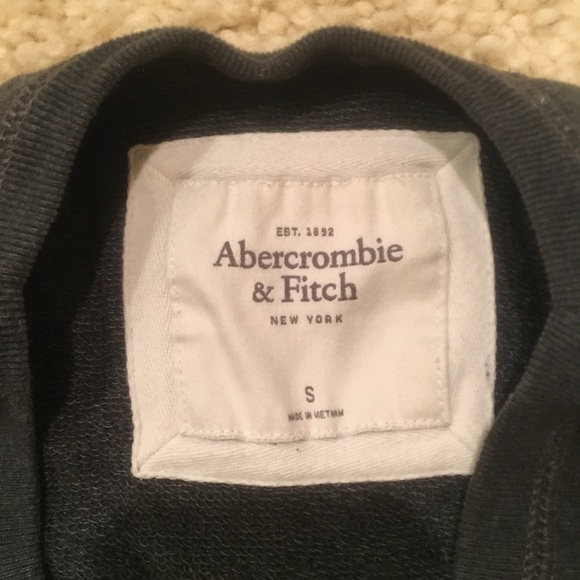 Sweater - Picture 2 of 3